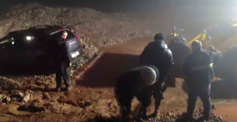 Şırnak'ta Fırtına Hayvanları Telef Etti