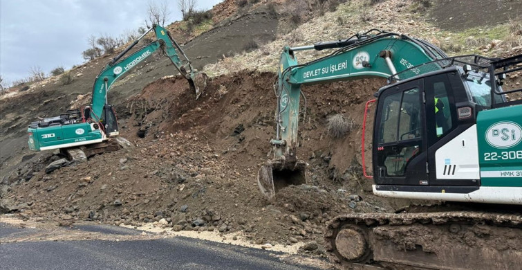 Şırnak'ta Sağanak Sonrası Hasar Gideriliyor