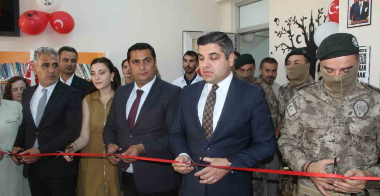 Şırnak'ta Şehit PÖH Ali Karapınar Kütüphanesi Açıldı