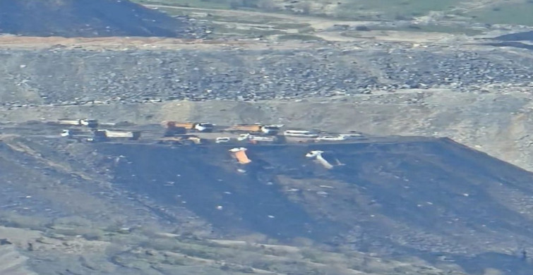 Şırnak'ta Toprak Kayması: İki Araç Şarampole Yuvarlandı