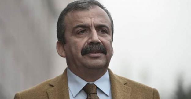 Sırrı Süreyya Önder Serbest!