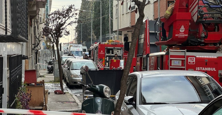 Şişli'de Çatı Yangını Kontrol Altına Alındı