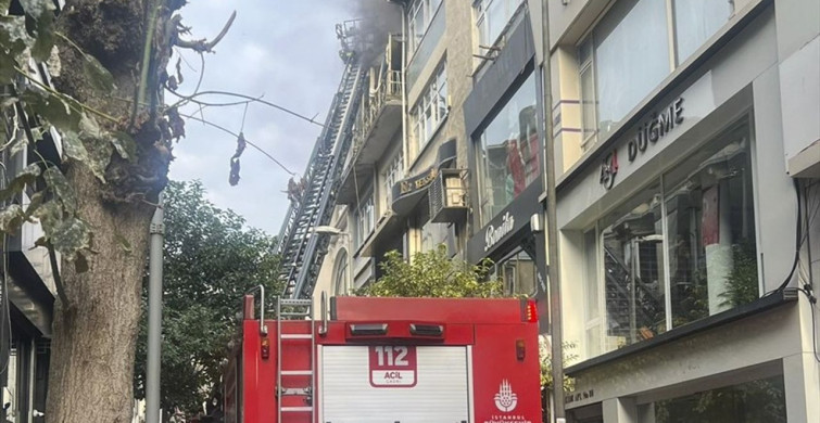 Şişli'de Çıkan Yangında Bir Kişi Hayatını Kaybetti Şişli'de Çıkan Yangında Bir Kişi Hayatını Kaybetti