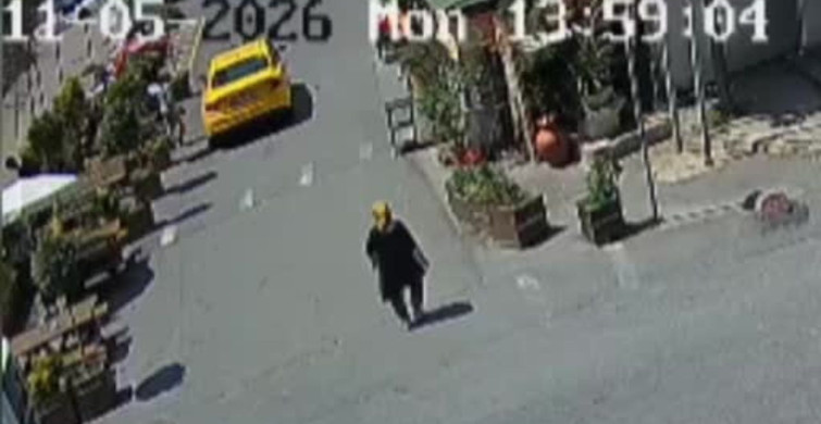 Şişli'de Geri Giden Taksi, Yaşlı Kadına Çarptı