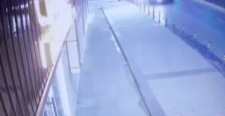 Şişli'de Lüks Otomobil Dükkana Dalıp Yangın Çıkardı