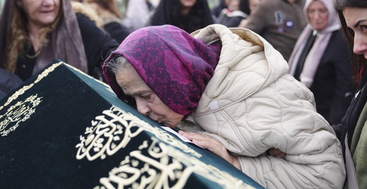 Şişli'deki Kazada Hayatını Kaybedenlerin Cenazesi Defnedildi