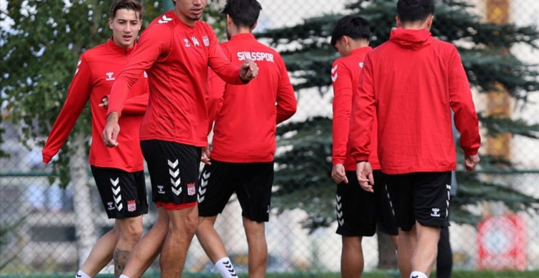 Sivasspor Adana Demirspor Maçına Hazırlanıyor