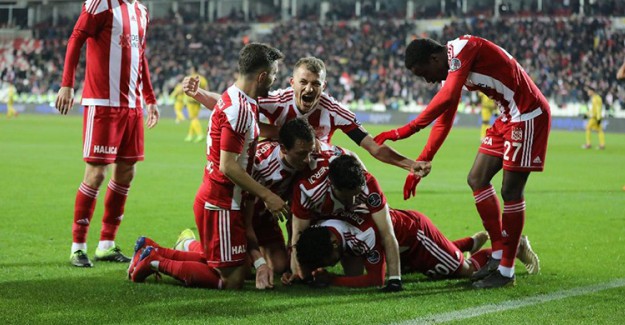 Sivasspor Fenerbahçe Deplasmanına Hazır