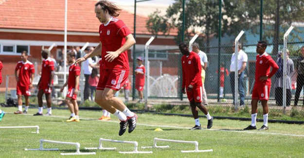 Sivasspor Hız Kesmedi!