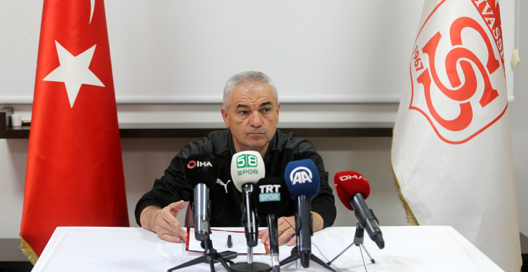 Sivasspor'da Rıza Çalımbay, Hakem Hatalarına İsyan Edip Taraftarlara Seslendi!