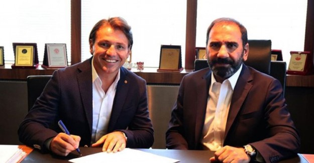 Sivasspor’da Tamer Tuna İmzayı Attı!