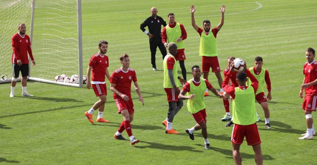 Sivasspor’da Yeni Malatya Mesaisi!