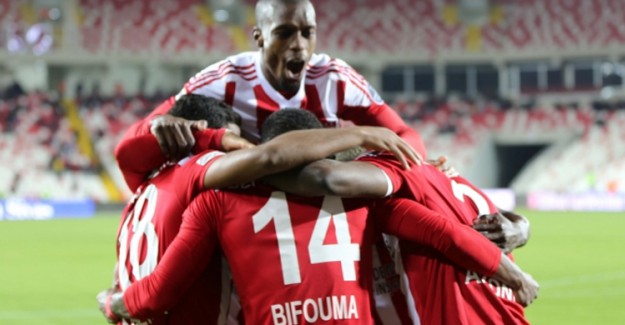 Sivasspor-Karabükspor Maç Özeti!