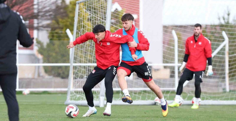 Sivasspor'un Esenler Erokspor Maçı Hazırlıkları Devam Ediyor