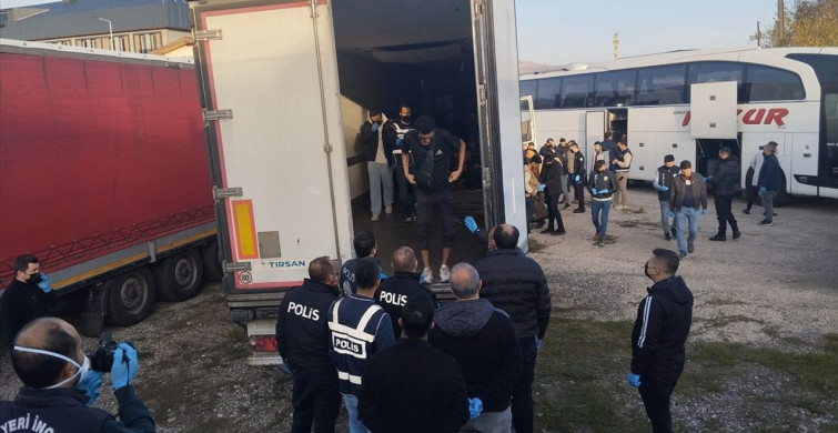 Sivas'ta 28 Düzensiz Göçmen Yakalandı