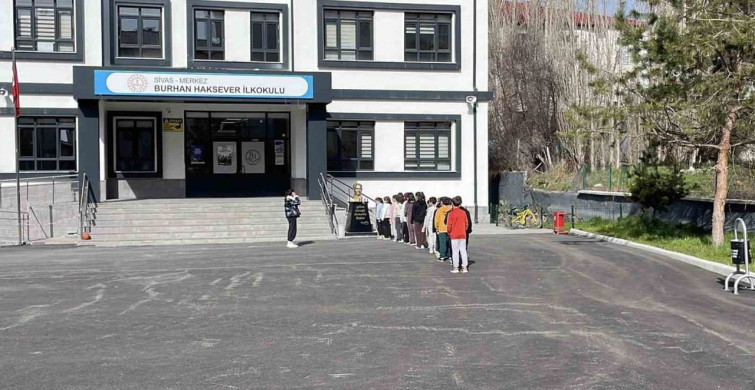 Sivas'ta Eğitim Sendikalarının İş Bırakma Çağrısı Etkisiz Kaldı