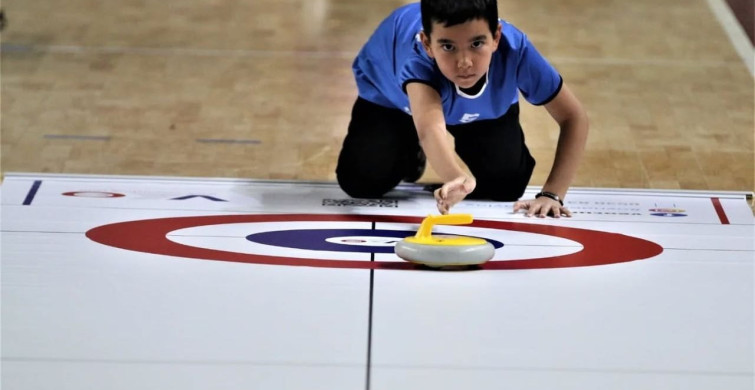 Sivas'ta Heyecan Dorukta: Floor Curling Türkiye Şampiyonası