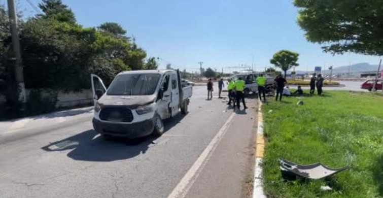 Sivas’ta iki kamyonetin çarpışması sonucu 5 kişi yaralandı