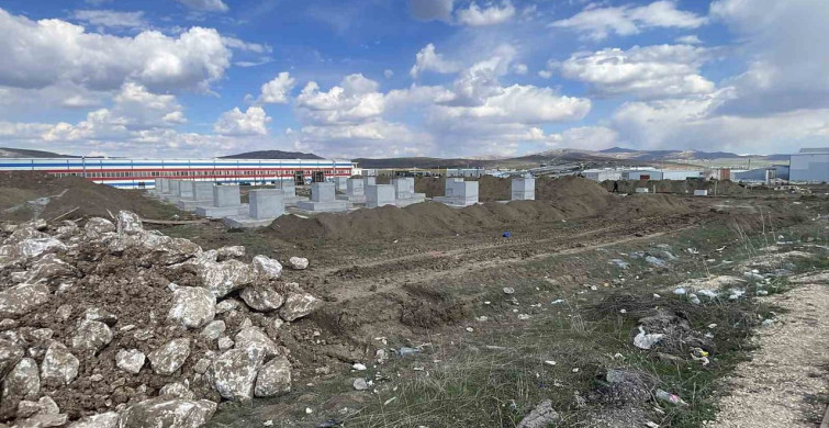 Sivas'ta İnşaat Kazası: Genç Kalıp İşçisi Hayatını Kaybetti