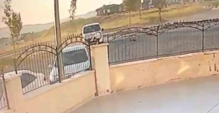 Sivas'ta kontrolden çıkan otomobil 5 araca teğet geçti