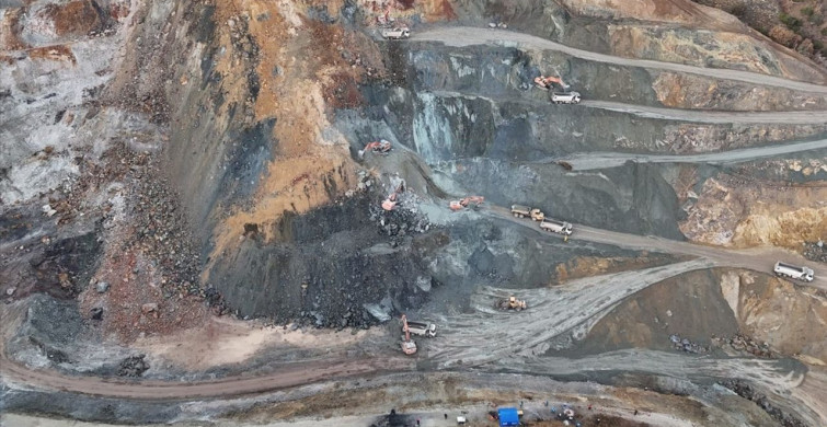 Sivas'ta Maden Göçüğünde Arama Çalışmaları Devam Ediyor