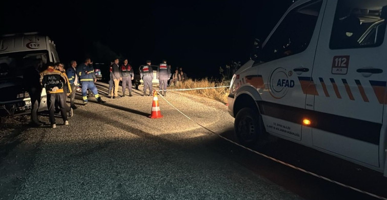 Sivas'ta Uçuruma Yuvarlanan Otomobilde 4 Kişi Hayatını Kaybetti