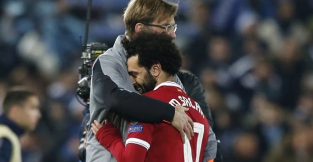 Slavia Prag - Chelsea Maçı Öncesinde Salah'a İslamofobik Tezahürat