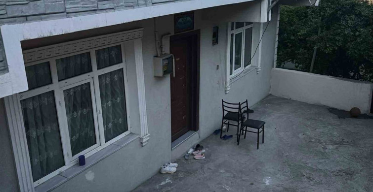 Sokakta Bıçaklanan Anne Hayatını Kaybetti
