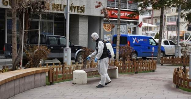 Gümüşhane'de Koronavirüs Sebebiyle Sigara İçmek Yasaklandı