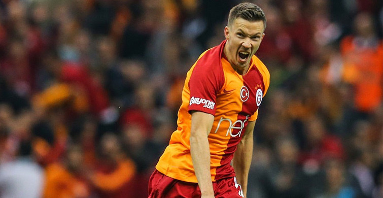 Son Dakika: Galatasaraylı Futbolcunun Annesi Hayatını Kaybetti