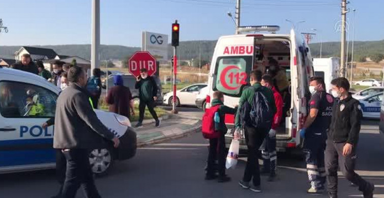 Son Dakika: Kütahya'da Dehşet Dolu Anlar! Tır ile Öğrenci Servisi Çarpıştı