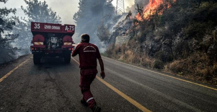 Son Dakika: Marmaris'te Alevlere Müdahale Etmeye Giden Orman İşçileri Kaza Yaptı!