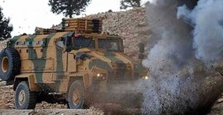 Son Dakika: Siirt'te Askeri Aracın Geçişi Sırasında Patlama!
