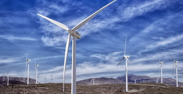 Son Dakika: Türkiye'de Rüzgar ve Güneş Elektriği Yükselişte!
