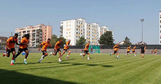 Son Şampiyon Sahne Alıyor!   