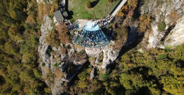 Sonbahar Manzarasıyla İncekaya Kanyonu Ziyareti