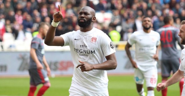 Spor Toto Süper Lig 23. Hafta: Sivasspor: 1 - 2 Antalyaspor / Maç Sonucu