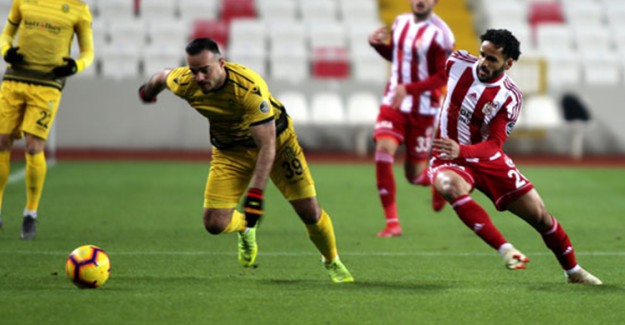 Spor Toto Süper Lig 25. Hafta: Demir Grup Sivasspor 2 - 0 Evkur Yeni Malatyaspor / Maç Sonucu