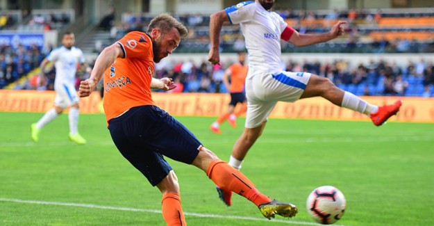 Spor Toto Süper Lig 32.Hafta: Medipol Başakşehir 2-1 MKE Ankaragücü (Maç Sonucu)