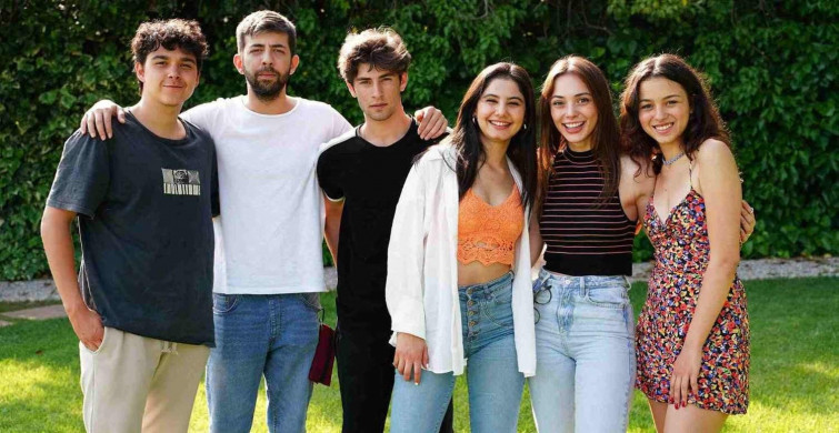 Star TV'de yayınlanan Duy Beni dizisinin konusu ve oyuncuları internette çok merak ediliyor! İşte o dizinin oyuncuları, yapımcısı ve yönetmeni