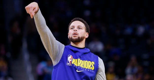Stephen Curry, Pazar Günü Dönüyor!