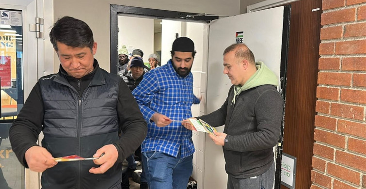 Stockholm'de 'Ramazanda Sigarayı Bırak' Kampanyası Başladı