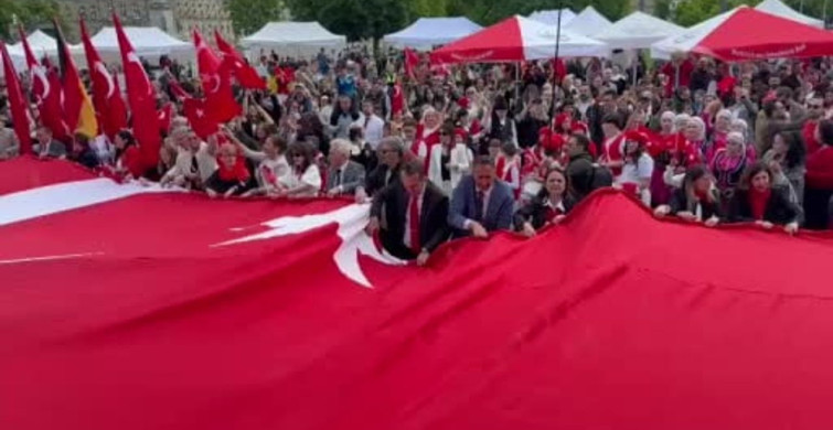 Stuttgart'ta Türk Kültür Günleri Rüzgarı Esti
