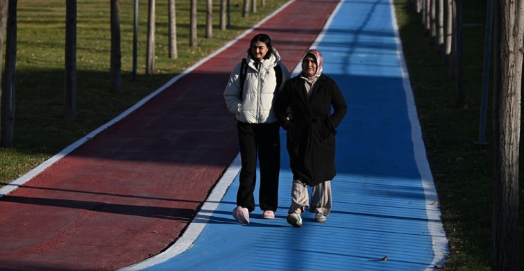 Su Korkusunu Yenen Sporcudan 48 Madalya