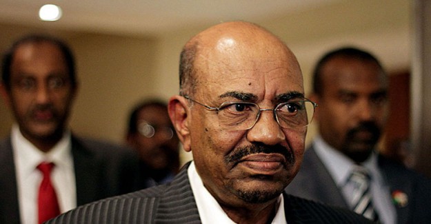 Sudan Devrik Lideri Beşir'in Hapishaneye Nakledilmediği İddia Edildi