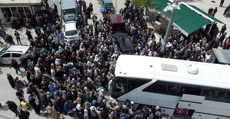Şuhut’ta Hacı Adaylarına Duygu Dolu Uğurlama Töreni