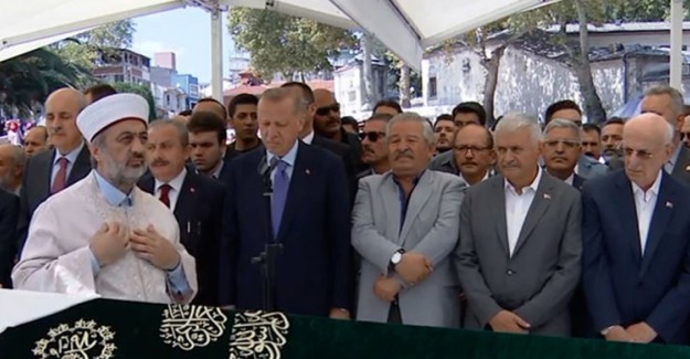 Şule Yüksel Şenler Son Yolculuğunu Uğurlanıyor