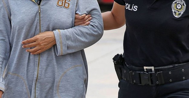 Sultangazi'de Apartmana Yazılan Tehdit Yazısı Soruşturmasında Gözaltı