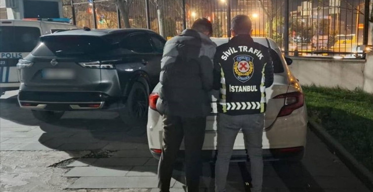 Sultangazi'de Kırmızı Işık İhlali: Sürücüye Cezai İşlem Uygulandı