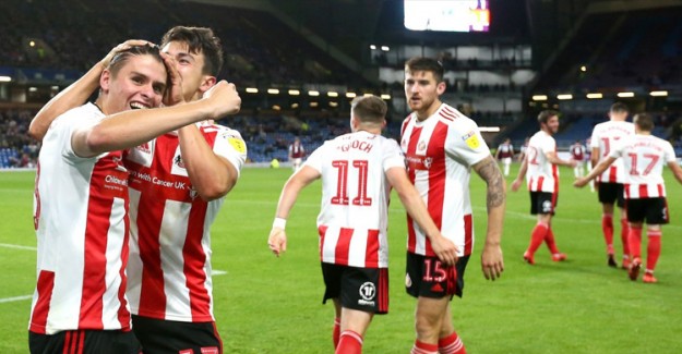 Sunderland Futbolcularını Ücretsiz İzne Yolladı